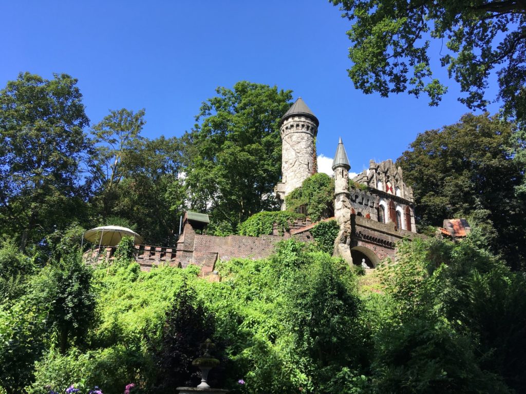 Burg Henneberg in Poppenbüttel