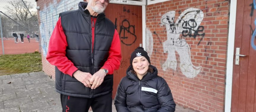 Herbert Schacht und Kristina Vogel auf dem SCP-Gelände